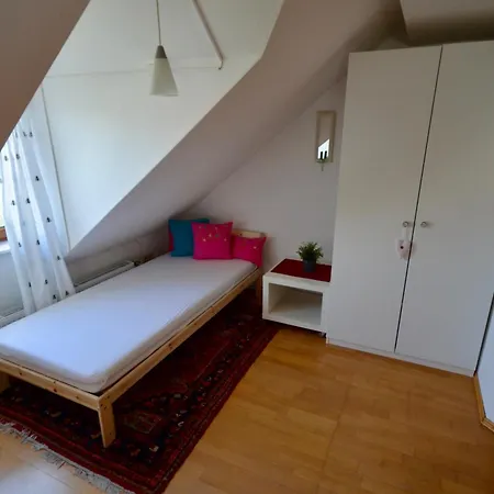 Dachgeschosswohnung *